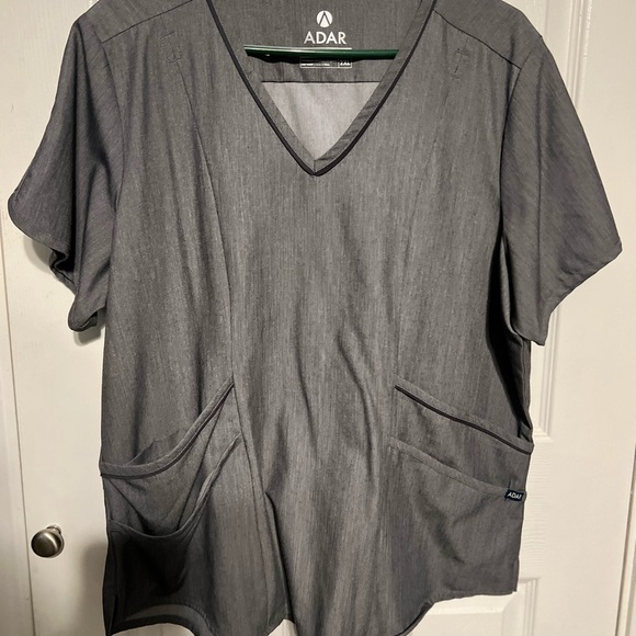 ADAR Pro Booster Jogger Scrub set for women - Picture 4 of 9